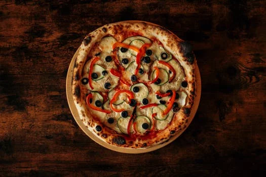 vegetarian pizza colorful vegetables cheese